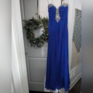 Gorgeous Tony Bowls Royal Blue LeGala Dress Gown Size 4 Beaded Chiffon Strapless